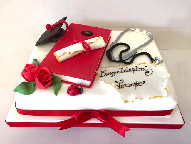 Torta di laurea